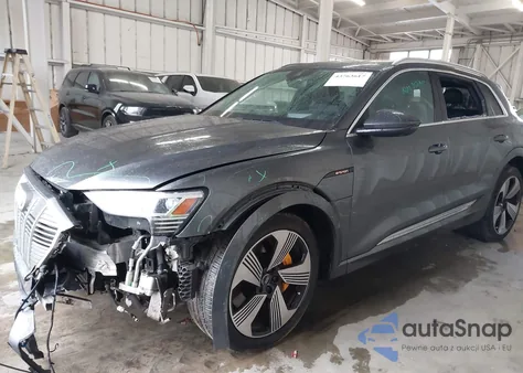 2019 Audi E-Tron Premium Plus z USA, uszkodzony, nr VIN WA1VAAGE8KB006365